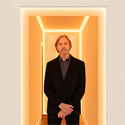 "Heavenly Hallway", Verge Wall, Verge Corner